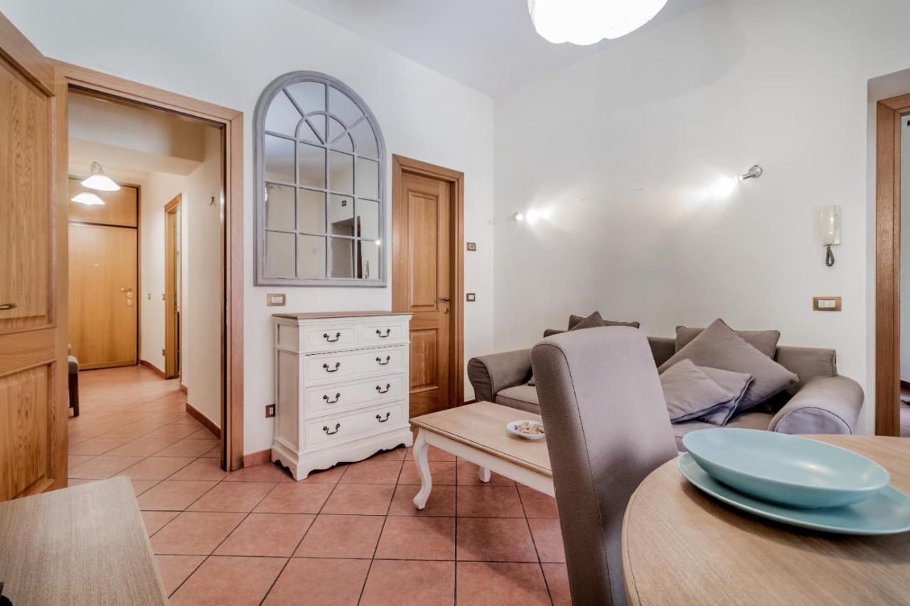 When In Trastevere Рим Екстер'єр фото