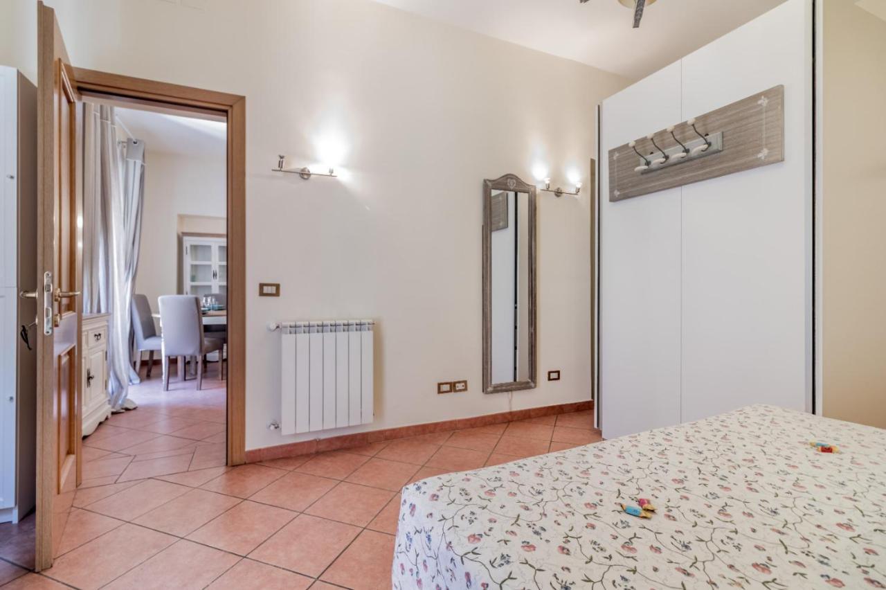 When In Trastevere Рим Екстер'єр фото